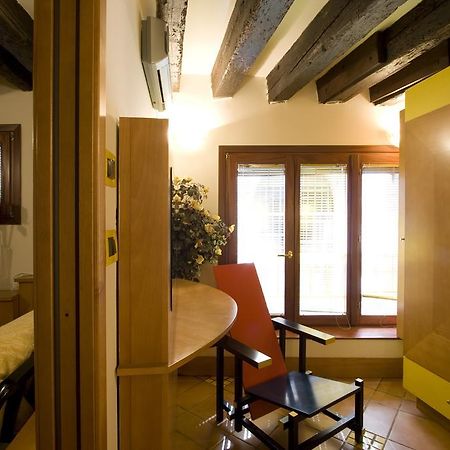 I Gioielli Del Doge - Topazio Venice Bilik gambar